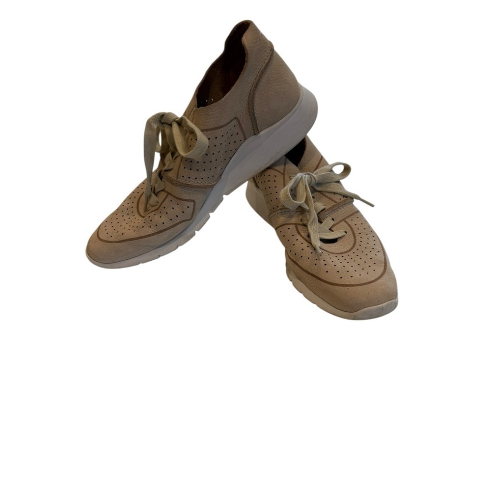 Gentle Souls Leather Nude Women's Sneakers - Picture 5 of 5